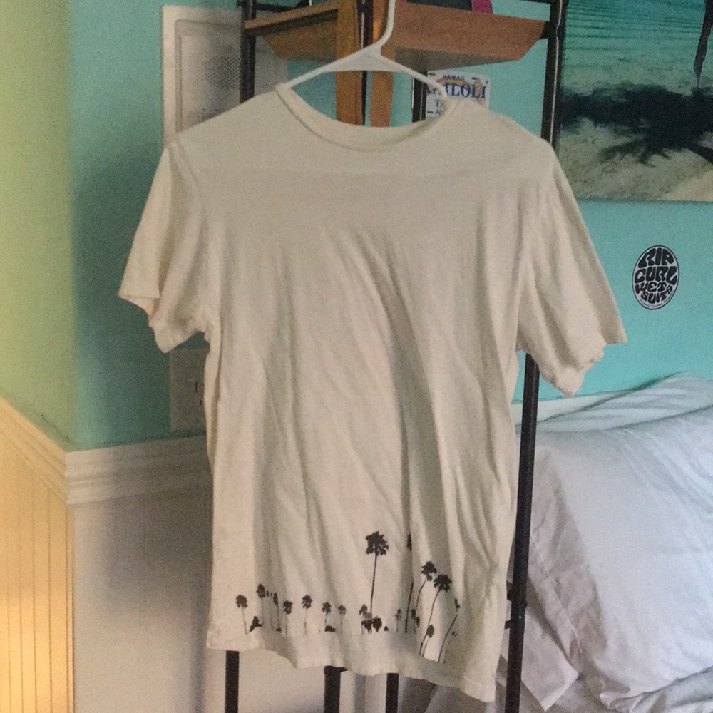 Brandy Melville t shirt